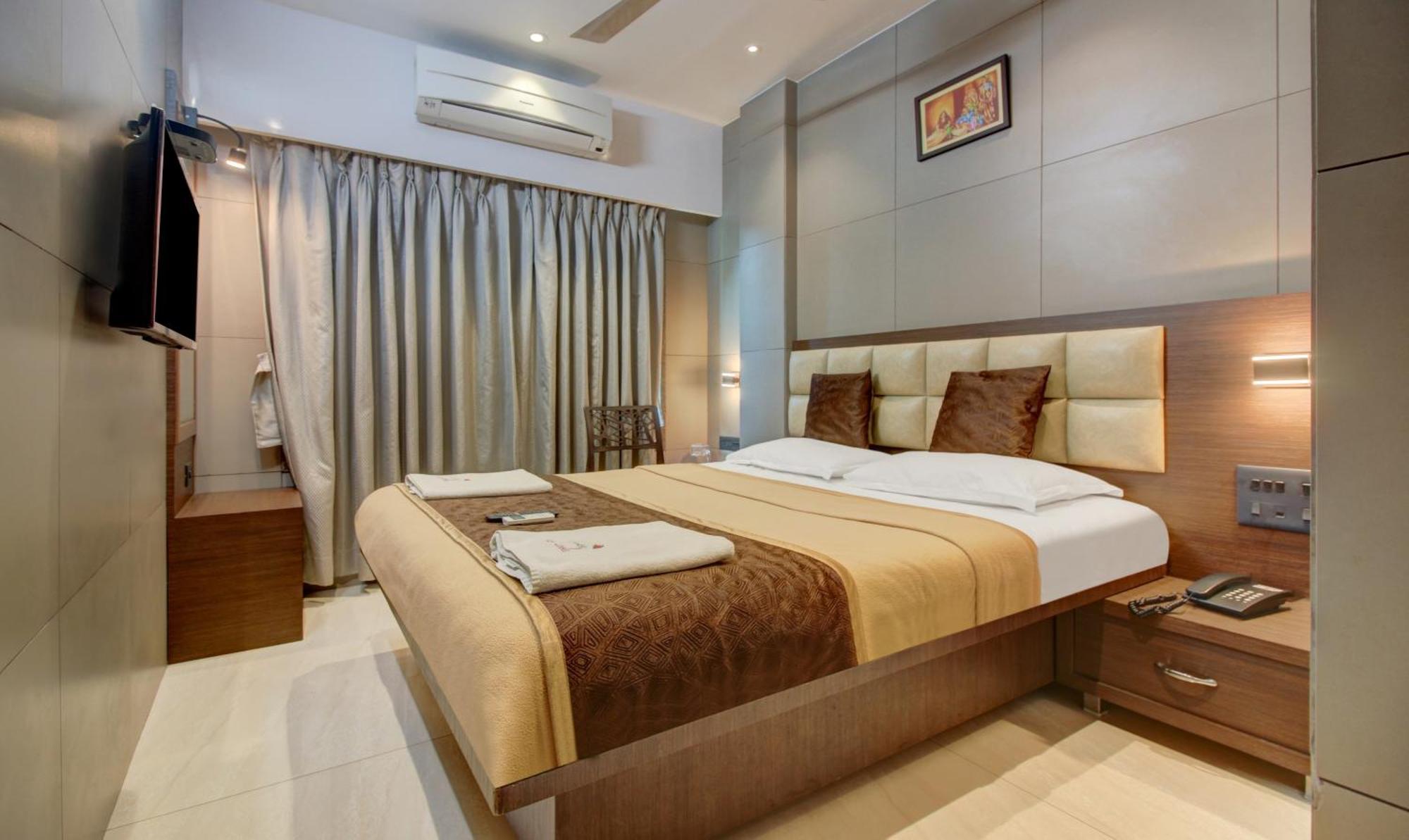 Hotel Leela กาลยัน ภายนอก รูปภาพ