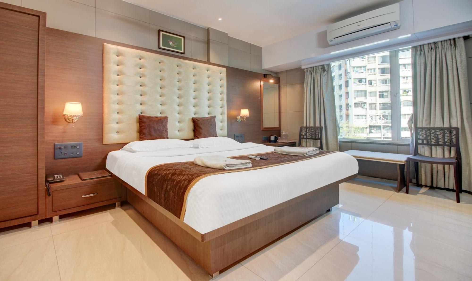 Hotel Leela กาลยัน ภายนอก รูปภาพ