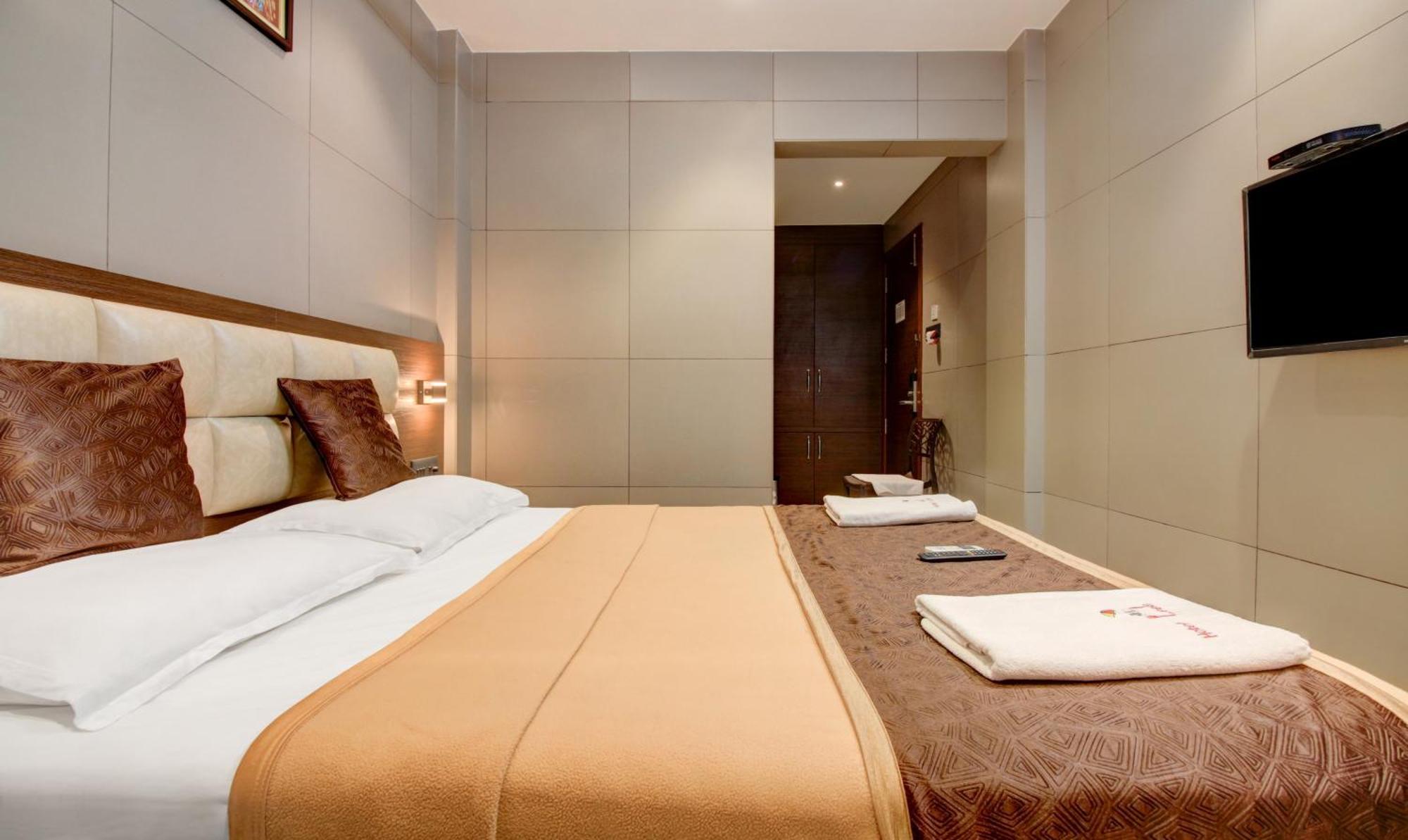 Hotel Leela กาลยัน ภายนอก รูปภาพ