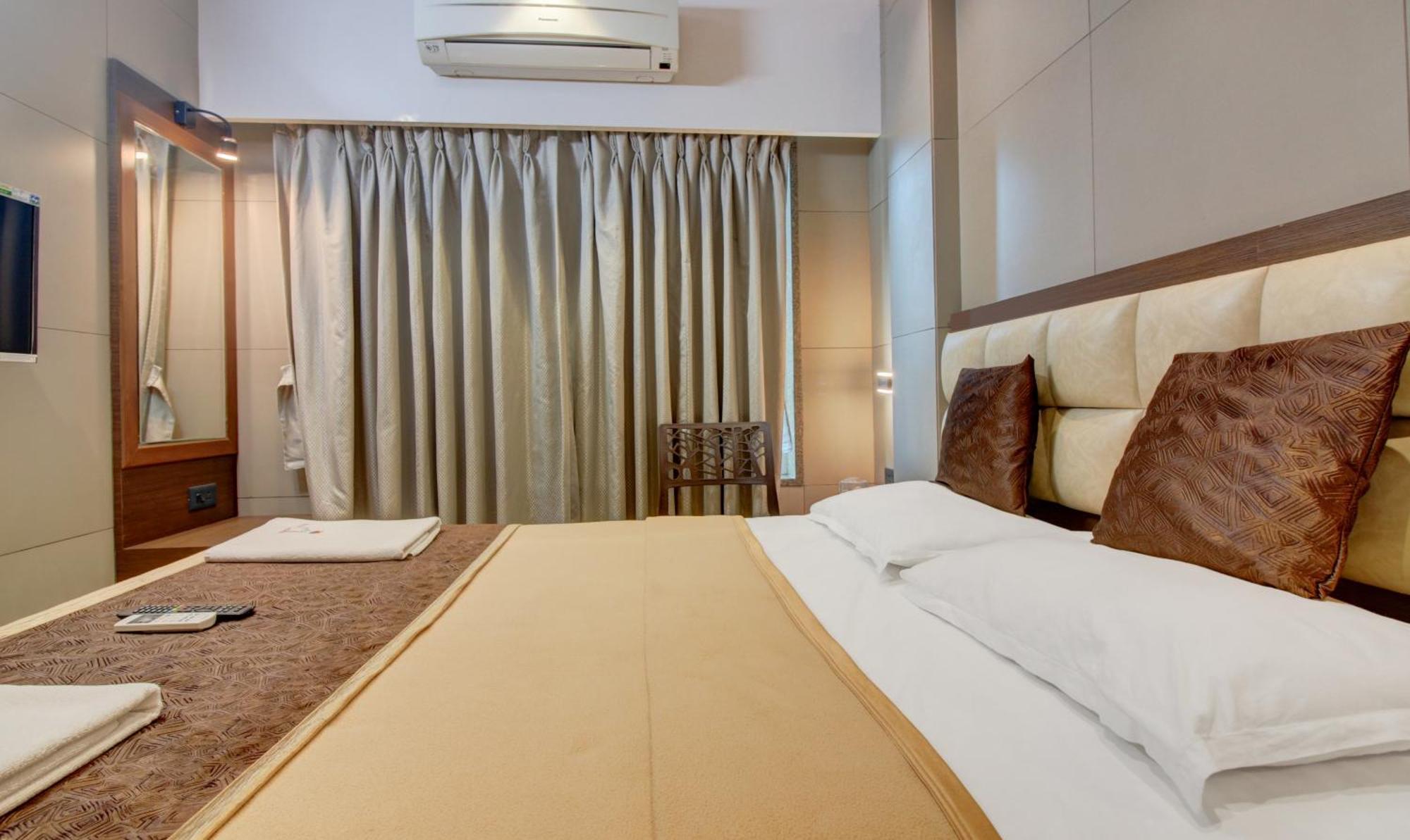 Hotel Leela กาลยัน ภายนอก รูปภาพ